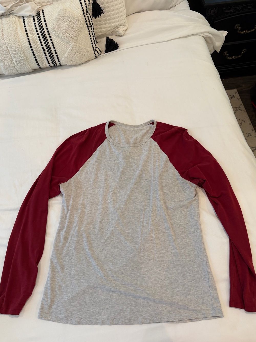 Lululemon Men’s baseball tee